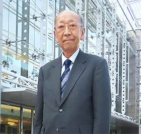 理事長 秋山 光文